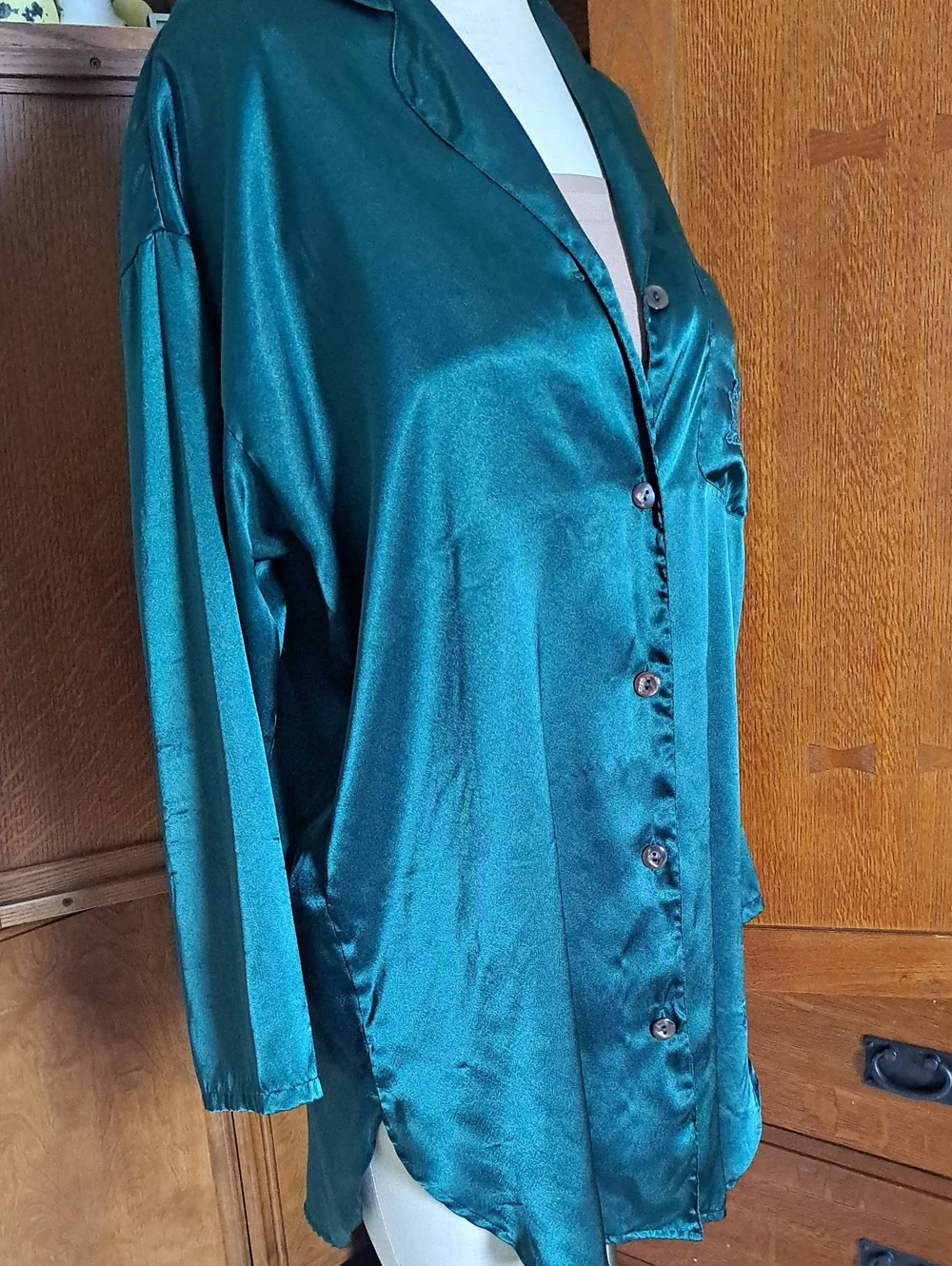 Vintage Y2K Victoria’s Secret Emerald Satin Robe XS Pink Heart Tag
